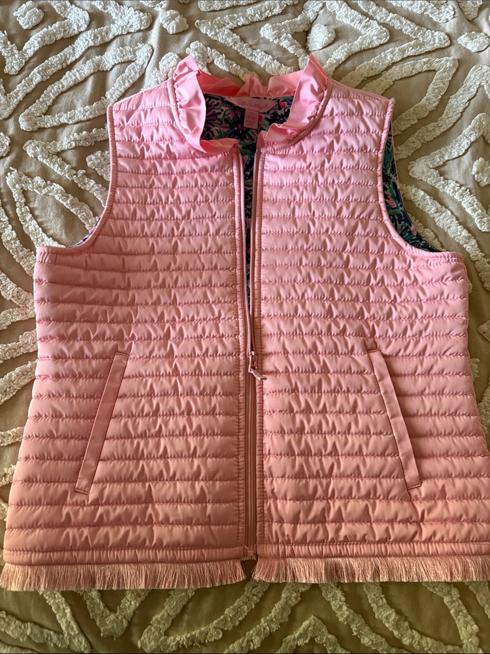 Lilly Pulitzer Girls' Pink Quilted Puffer Vest with Ruffle Collar 12-14 XL 💗💗💗